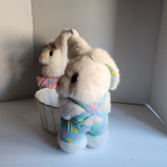 Vintage 1990s Unionsign Rabbit Plush with Wicker Easter Basket - Picture 4 of 8